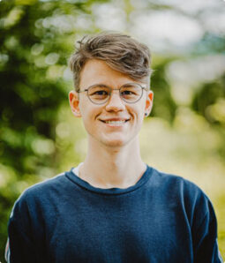 carlos-lindner-ZVo7vtXilCs-unsplash
